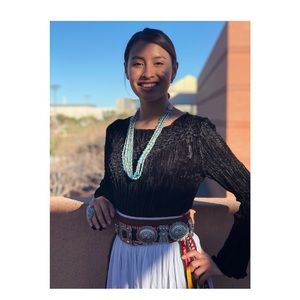 Meet your Posher, Nikki